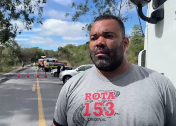 'Desespero de escutar os gritos sem poder fazer nada', diz caminhoneiro que ajudou vítimas na BR-251