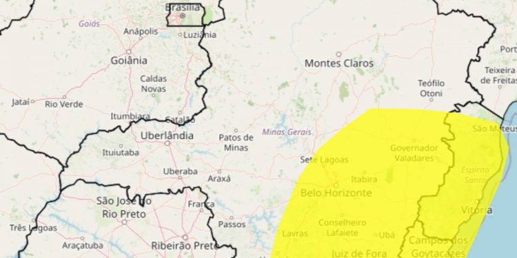 Grande BH e parte de MG ficam sob aviso do Inmet de perigo potencial para tempestades