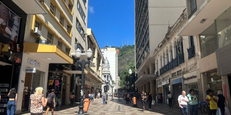 O que abre e o que fecha no feriado de Corpus Christi em Juiz de Fora