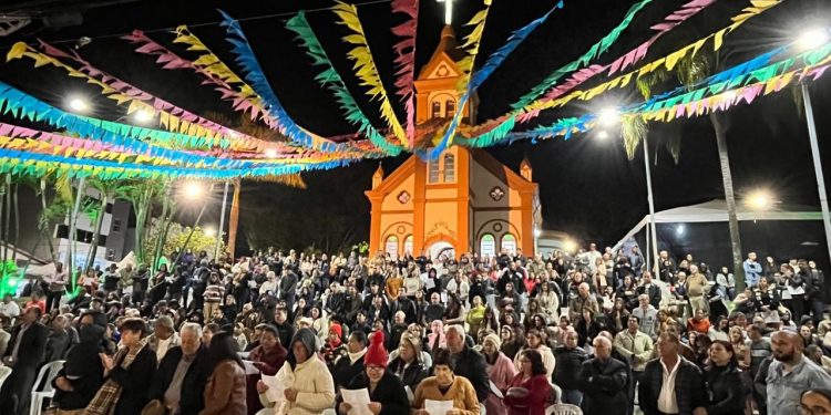 Trio Revoada, Bateria Oficial e Carreiro e Capataz: veja programação da Festa de Santo Antônio em Divinópolis